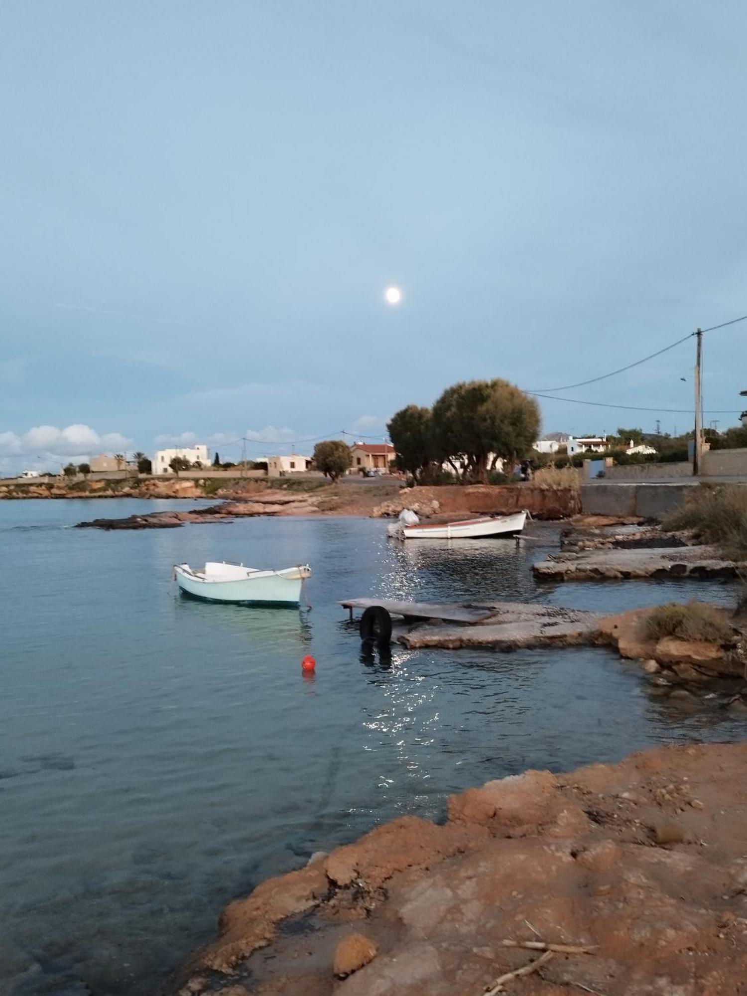 KhloiSolmar Aegina With Private Pool - Jacuzzi公寓 外观 照片